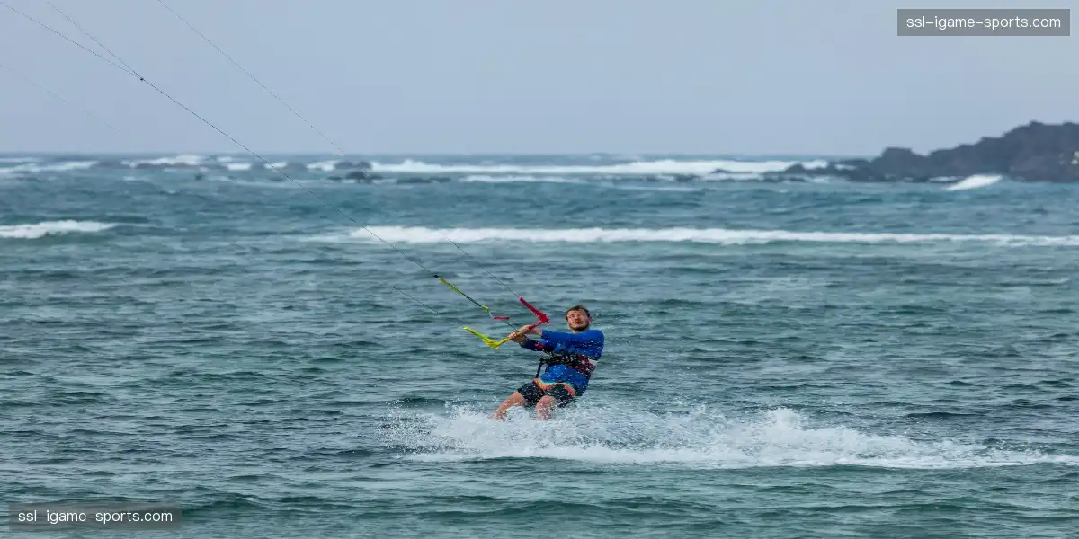 📸 镜头追踪核心球员,焦点永不偏离目标。🎯